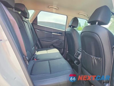 Zdjęcie 11 z 13 samochodu: 2023 KIA SELTOS SX VIN:KNDETCA21P7424223 - miniatura