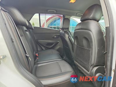 Zdjęcie 11 z 13 samochodu: 2018 CHEV TRAX VIN:KL7CJPSB8JB671890 - miniatura