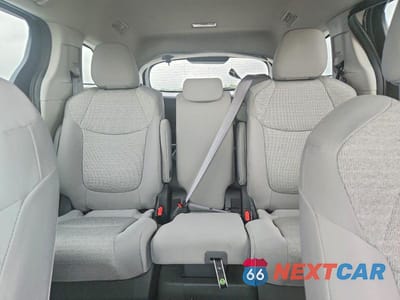 Zdjęcie 10 z 13 samochodu: 2021 TOYOTA SIENNA LE VIN:5TDKRKEC1MS016806 - miniatura