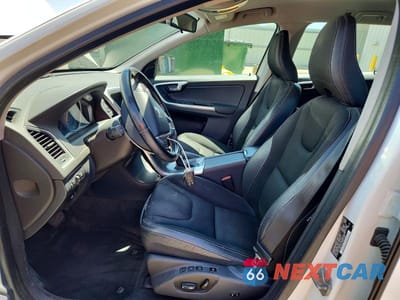 Zdjęcie 7 z 13 samochodu: 2016 VOLVO XC60 T5 VIN:YV440MDJXG2814924 - miniatura