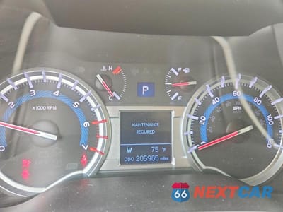 Zdjęcie 9 z 13 samochodu: 2017 TOYOTA 4RUNNER SR5 PREMIUM VIN:JTEBU5JR4H5420636 - miniatura