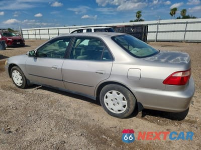Drugie zdjęcie samochodu z przodu: 1998 HONDA ACCORD LX VIN:1HGCG5643WA044580 - miniatura