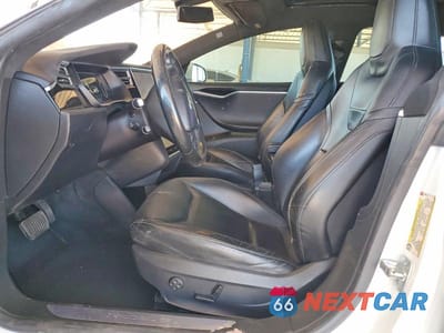 Zdjęcie 7 z 13 samochodu: 2016 TESLA MODEL S VIN:5YJSA1E29GF128870 - miniatura