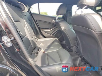Zdjęcie 11 z 13 samochodu: 2019 MERCEDES-BENZ GLA 250 VIN:WDCTG4EB8KU015748 - miniatura