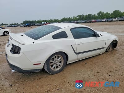 Trzecie zdjęcie samochodu z tyłu: 2011 FORD MUSTANG VIN:1ZVBP8AM4B5133903 - miniatura