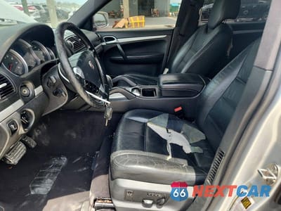Zdjęcie 7 z 13 samochodu: 2008 PORSCHE CAYENNE S VIN:WP1AB29P48LA49396 - miniatura