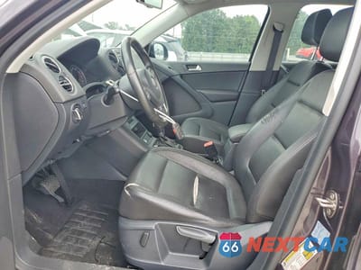 Zdjęcie 7 z 14 samochodu: 2016 VOLKSWAGEN TIGUAN S VIN:WVGAV7AXXGW595386 - miniatura
