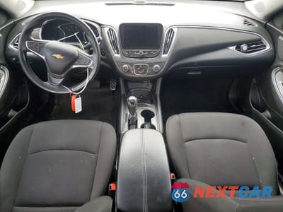 Zdjęcie 8 z 12 samochodu: 2018 CHEVROLET MALIBU LT VIN:1G1ZD5ST2JF145127 - miniatura