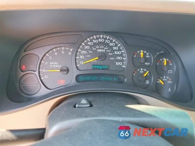 Zdjęcie 9 z 14 samochodu: 2004 CHEVROLET TAHOE C1500 VIN:1GNEC13Z44J179096 - miniatura