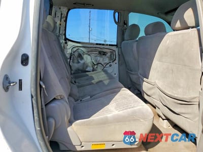 Zdjęcie 10 z 12 samochodu: 2006 TOYOTA TUNDRA DOUBLE CAB SR5 VIN:5TBET34146S529015 - miniatura