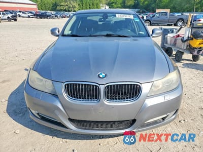 Piąte zdjęcie samochodu w środku: 2011 BMW 335 XI VIN:WBAPL5C58BA917885 - miniatura