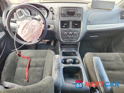 Zdjęcie 8 z 14 samochodu: 2015 DODGE GRAND CARAVAN SXT VIN:2C4RDGCG5FR683633 - miniatura