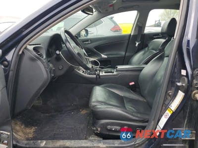 Zdjęcie 7 z 12 samochodu: 2008 LEXUS IS 250 VIN:JTHBK262582076707 - miniatura