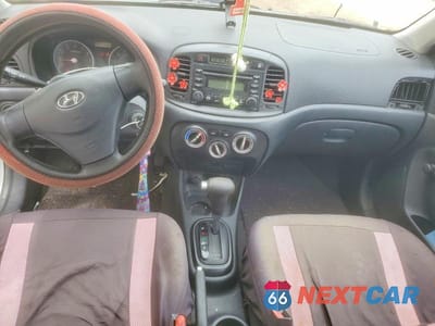 Zdjęcie 8 z 12 samochodu: 2007 HYUNDAI ACCENT GS VIN:KMHCM36C37U044951 - miniatura