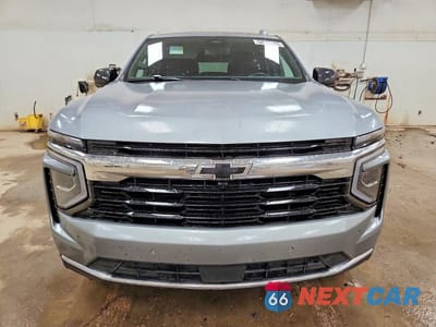 Piąte zdjęcie samochodu w środku: 2025 CHEVROLET TAHOE K1500 LS VIN:1GNS6MRD7SR380402 - miniatura