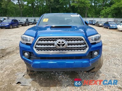Piąte zdjęcie samochodu w środku: 2016 TOYOTA TACOMA TRD SPORT VIN:5TFCZ5AN0GX029252 - miniatura