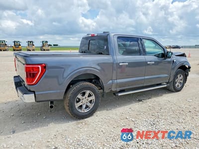 Trzecie zdjęcie samochodu z tyłu: 2023 FORD F150 SUPERCREW VIN:1FTFW1E81PFB71330 - miniatura