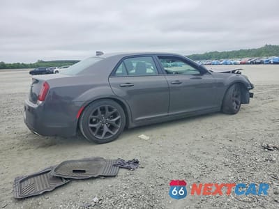 Trzecie zdjęcie samochodu z tyłu: 2020 CHRYSLER 300 TOURING VIN:2C3CCAAG4LH233650 - miniatura