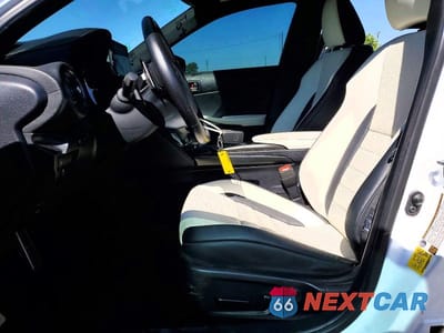 Zdjęcie 7 z 13 samochodu: 2023 LEXUS IS 350 F SPORT VIN:JTHGZ1B21P5061927 - miniatura
