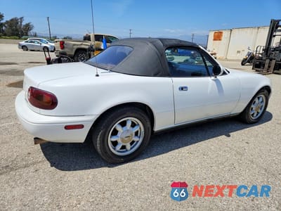 Trzecie zdjęcie samochodu z tyłu: 1990 MAZDA MX-5 MIATA VIN:JM1NA351XL0108670 - miniatura
