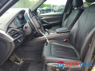 Zdjęcie 7 z 13 samochodu: 2018 BMW X5 XDRIVE35I VIN:5UXKR0C5XJL074272 - miniatura