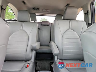 Zdjęcie 10 z 13 samochodu: 2023 TOYOTA HIGHLANDER XLE VIN:5TDKDRBH1PS009124 - miniatura