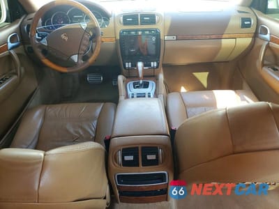 Zdjęcie 8 z 13 samochodu: 2006 PORSCHE CAYENNE TURBO VIN:WP1AC29P06LA90702 - miniatura