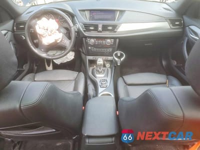Zdjęcie 8 z 13 samochodu: 2013 BMW X1 XDRIVE28I VIN:WBAVL1C58DVR88189 - miniatura