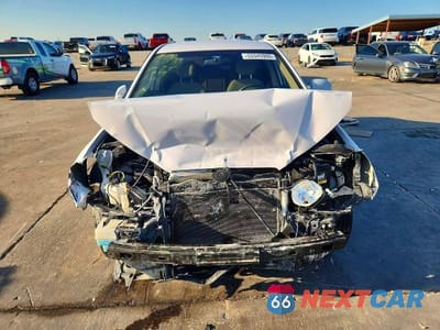 Piąte zdjęcie samochodu w środku: 2010 HYUNDAI ELANTRA GLS VIN:KMHDU4AD8AU851502 - miniatura