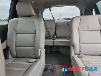 Zdjęcie 10 z 13 samochodu: 2017 HONDA ODYSSEY EXL VIN:5FNRL5H62HB018758 - miniatura