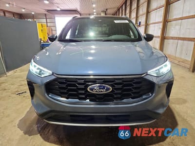 Piąte zdjęcie samochodu w środku: 2025 FORD ESCAPE ST LINE VIN:1FMCU9MN9SUB48022 - miniatura