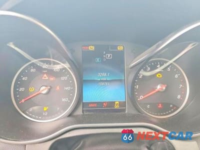 Zdjęcie 9 z 12 samochodu: 2019 MERCEDES-BENZ C 300 4MATIC VIN:55SWF8EB2KU302278 - miniatura