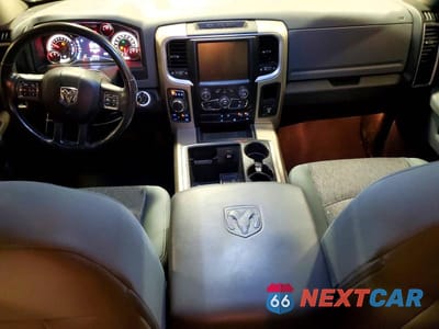 Zdjęcie 8 z 13 samochodu: 2015 RAM 1500 SLT VIN:1C6RR7GT8FS557636 - miniatura