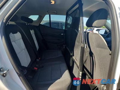 Zdjęcie 10 z 13 samochodu: 2025 CHEVROLET TRAX LS VIN:KL77LFEP2SC169191 - miniatura