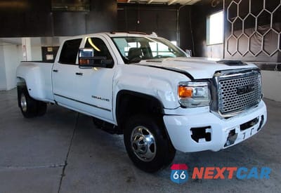 2017 GMC SIERRA K3500 DENALI 1GT42YEY3HF137337 - główne zdjęcie licytacji z USA - miniatura
