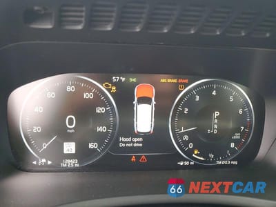 Zdjęcie 9 z 13 samochodu: 2017 VOLVO XC90 T6 VIN:YV4A22PK4H1157499 - miniatura
