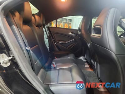 Zdjęcie 10 z 12 samochodu: 2014 MERCEDES-BENZ CLA 250 VIN:WDDSJ4EB1EN040451 - miniatura