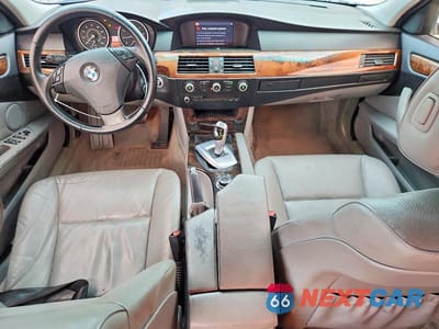 Zdjęcie 8 z 12 samochodu: 2010 BMW 528 I VIN:WBANU5C54AC364983 - miniatura