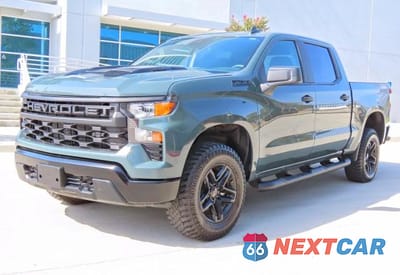 Drugie zdjęcie samochodu z przodu: 2026 CHEVROLET SILVERADO K1500 TRAIL BOSS CUSTOM VIN:3GCPKCEK8TG182972 - miniatura