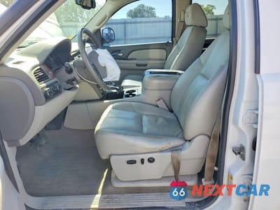 Zdjęcie 7 z 13 samochodu: 2008 CHEVROLET SILVERADO K1500 VIN:2GCEK13M781234494 - miniatura