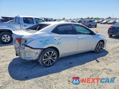 Trzecie zdjęcie samochodu z tyłu: 2018 TOYOTA COROLLA SE VIN:2T1BURHE7JC024255 - miniatura