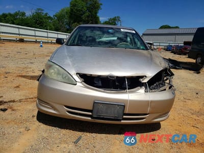 Piąte zdjęcie samochodu w środku: 2002 TOYOTA CAMRY LE V6 VIN:4T1BF32K32U023416 - miniatura