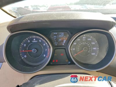 Zdjęcie 9 z 13 samochodu: 2013 HYUNDAI ELANTRA LIMITED VIN:5NPDH4AE6DH244854 - miniatura