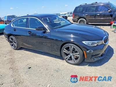 Czwarte zdjęcie samochodu z boku: 2021 BMW 330E VIN:3MW5P7J00M8B75625 - miniatura