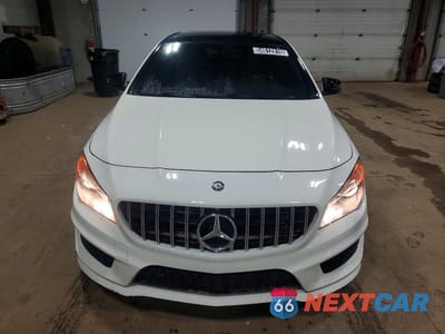 Piąte zdjęcie samochodu w środku: 2014 MERCEDES-BENZ CLA 250 VIN:WDDSJ4EB2EN044072 - miniatura