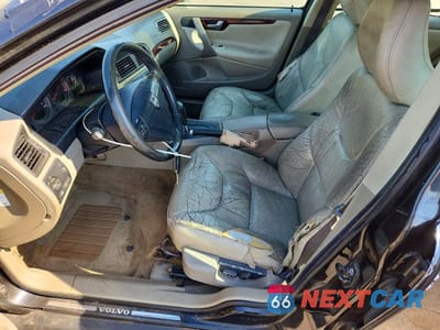 Zdjęcie 7 z 12 samochodu: 2004 VOLVO S60 VIN:YV1RS61T042326379 - miniatura