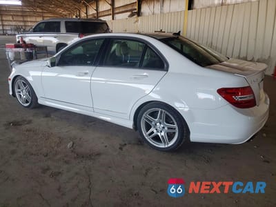 Drugie zdjęcie samochodu z przodu: 2013 MERCEDES-BENZ C 250 VIN:WDDGF4HB5DR271380 - miniatura