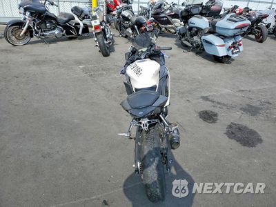 Czwarte zdjęcie samochodu z boku: 2024 YAMAHA YZFR3 A VIN:MH3RH18Y6RK017260 - miniatura