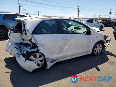 Trzecie zdjęcie samochodu z tyłu: 2008 TOYOTA YARIS S VIN:JTDJT923785214599 - miniatura