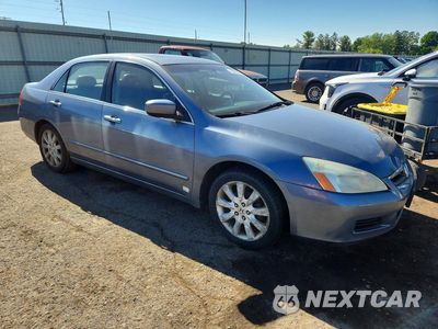 Czwarte zdjęcie samochodu z boku: 2007 HONDA ACCORD EX VIN:1HGCM66897A066067 - miniatura